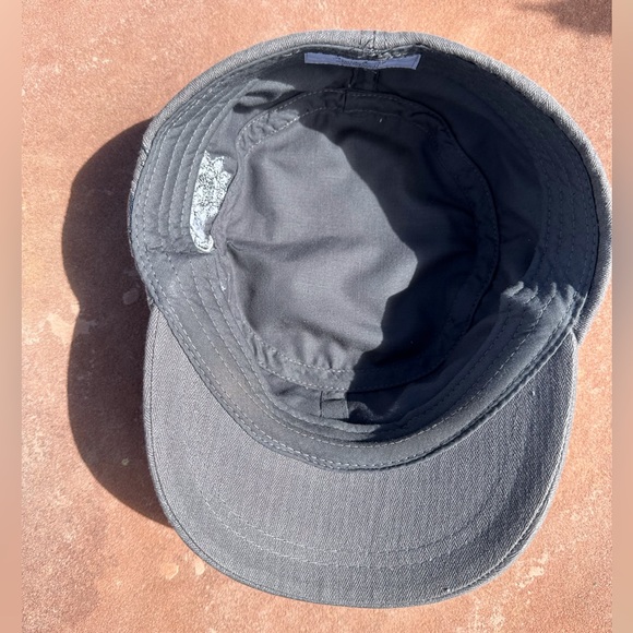 Anna & Ava | Hat | OS | Gray w/floral embroidery | EUC - Picture 5 of 10